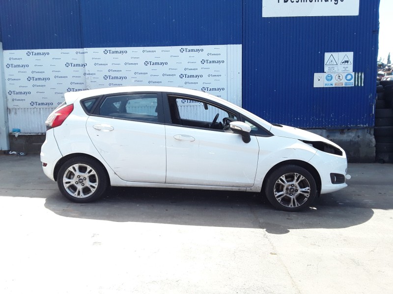 ford fiesta (ccn) del año 2013