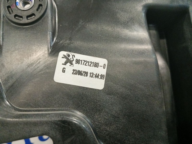 Recambio de elevalunas delantero izquierdo para opel combo furgoneta/monovolumen (k9) 1.5 d referencia OEM IAM 9817212180  