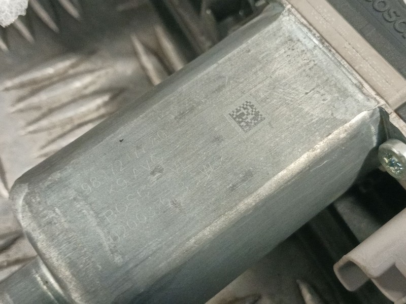 Recambio de elevalunas delantero izquierdo para opel combo furgoneta/monovolumen (k9) 1.5 d referencia OEM IAM 9817212180  
