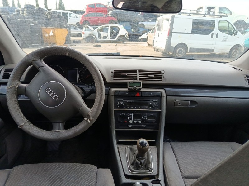 audi a4 b6 (8e2) del año 2001