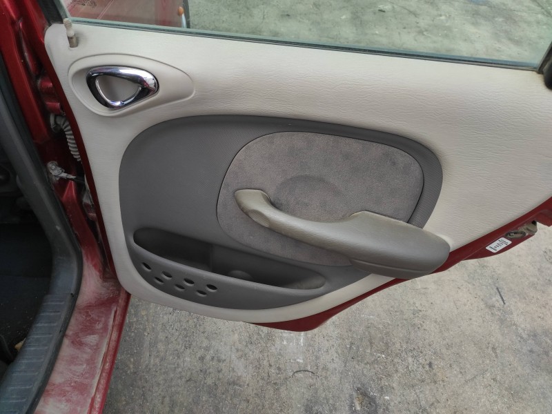 chrysler pt cruiser (pt) del año 2001