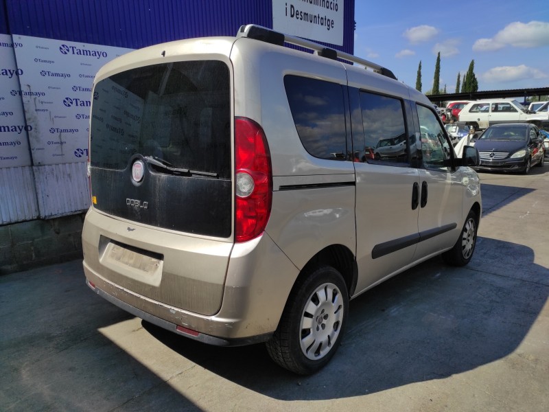 fiat doblo del año 2010