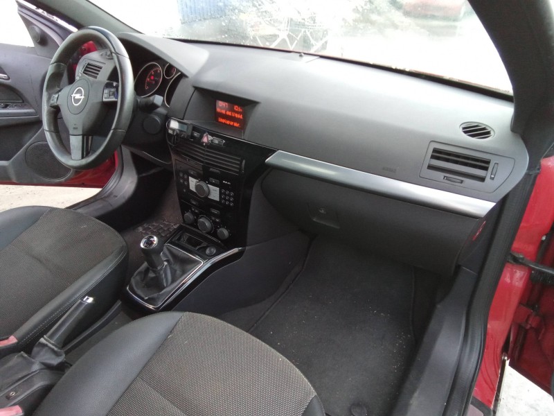 opel astra twin top del año 2009
