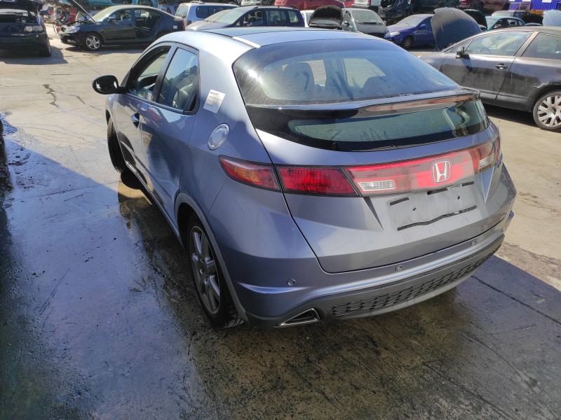 honda civic berlina 5 (fk) del año 2007