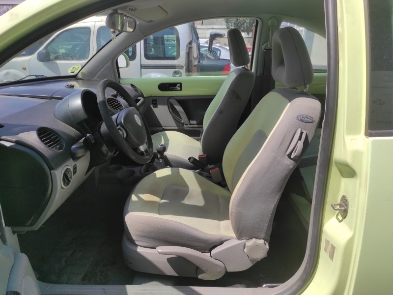volkswagen new beetle (9c1/1c1) del año 2000