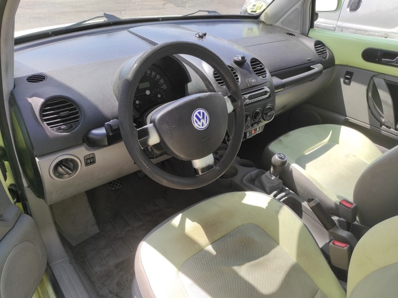 volkswagen new beetle (9c1/1c1) del año 2000