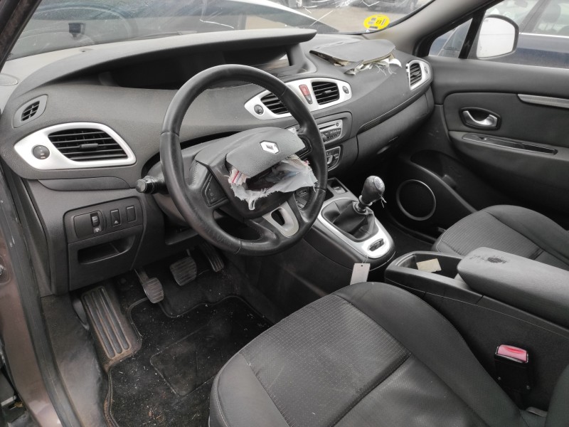 renault scenic iii del año 2009