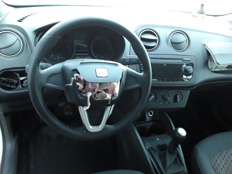 seat ibiza sc (6j1) del año 2010
