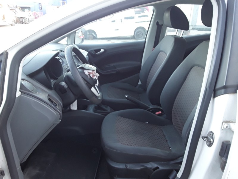 seat ibiza sc (6j1) del año 2010