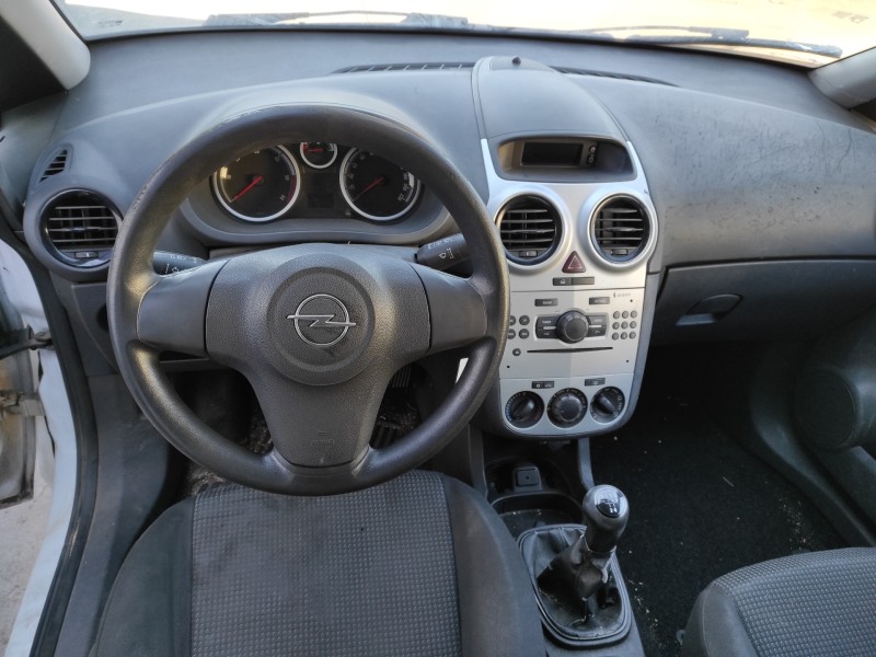 opel corsa d del año 2014