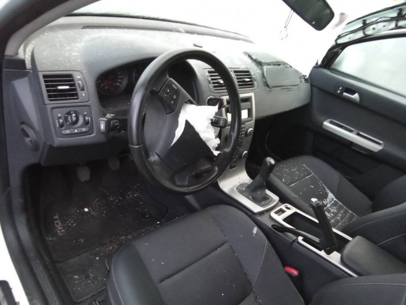 volvo v50 familiar del año 2009