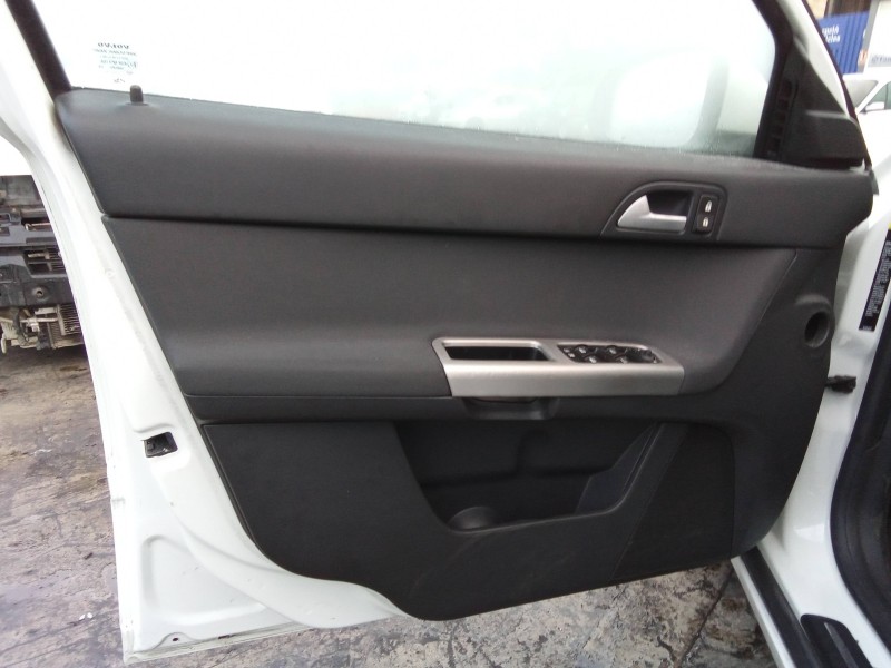 volvo v50 familiar del año 2009