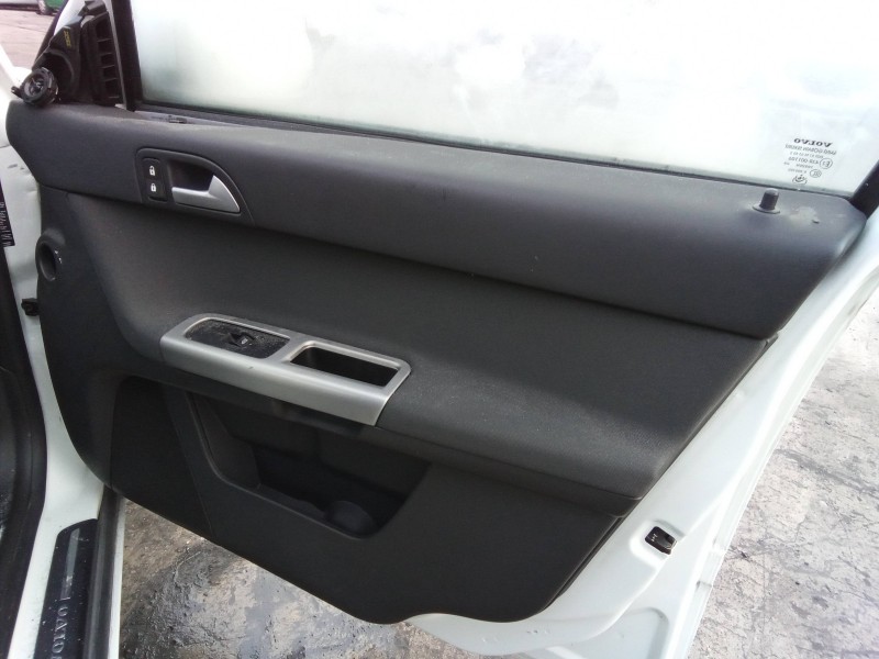 volvo v50 familiar del año 2009