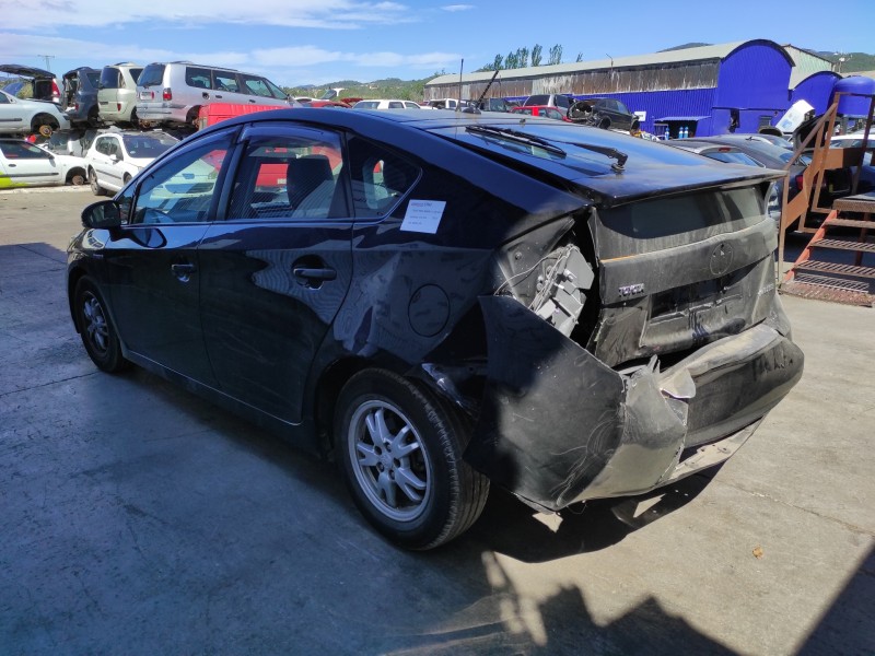 toyota prius (nhw30) del año 2011