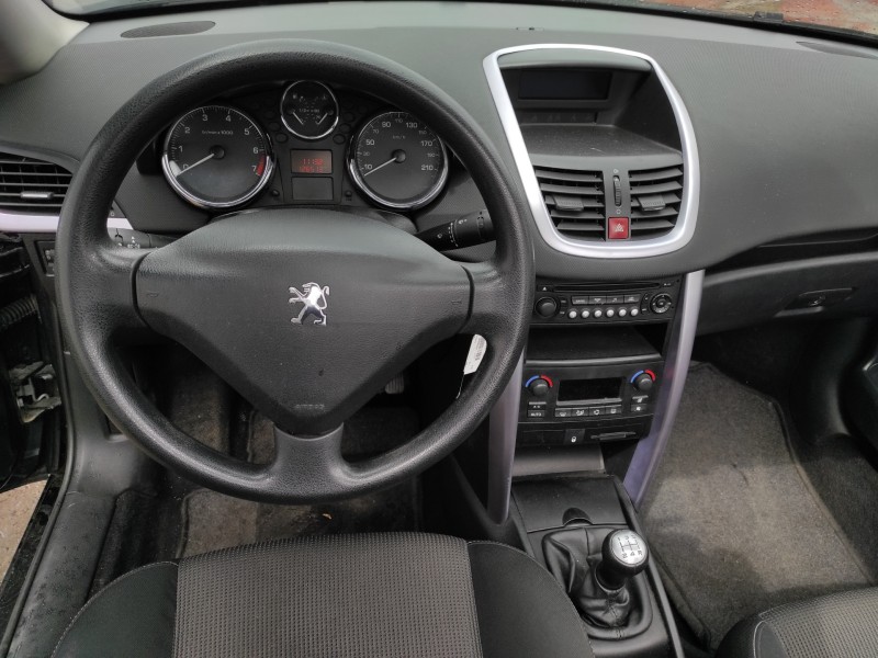 peugeot 207 cc del año 2008