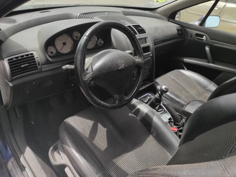 peugeot 407 del año 2004