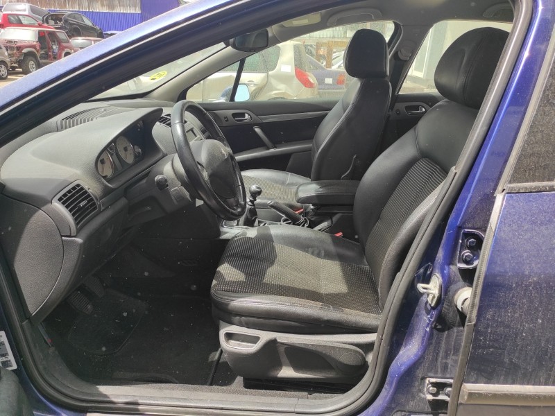 peugeot 407 del año 2004