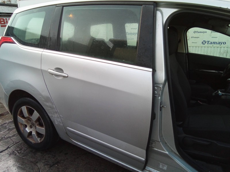 peugeot 5008 del año 2010