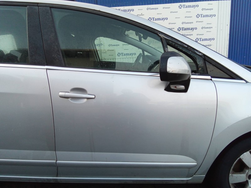 peugeot 5008 del año 2010