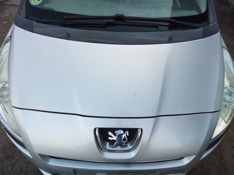 peugeot 5008 del año 2010