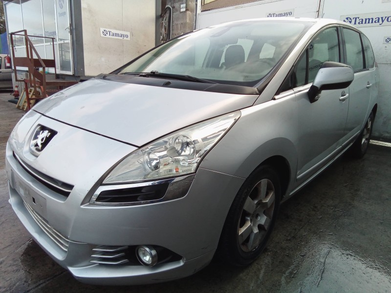 peugeot 5008 del año 2010