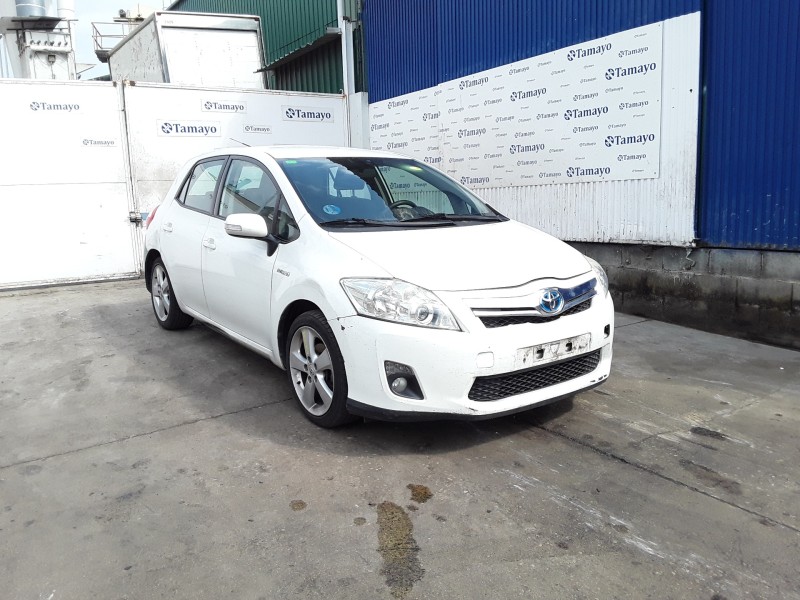 toyota auris del año 2011