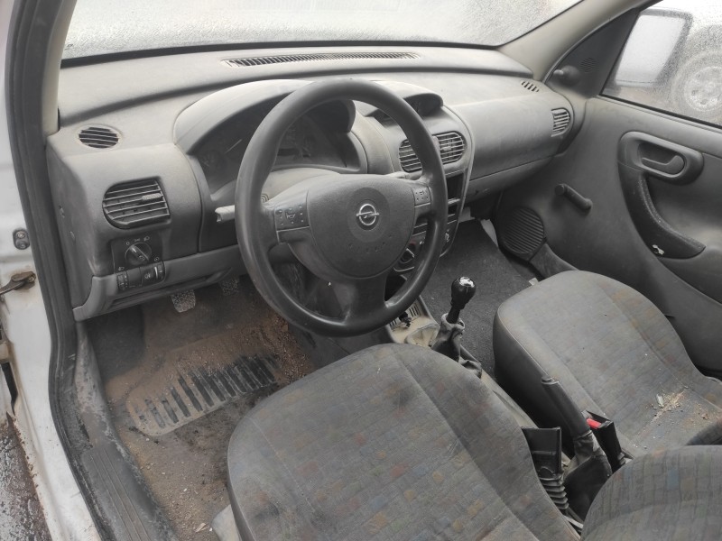 opel combo (corsa c) del año 2003