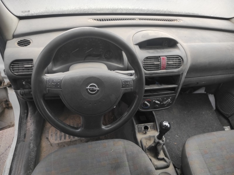 opel combo (corsa c) del año 2003