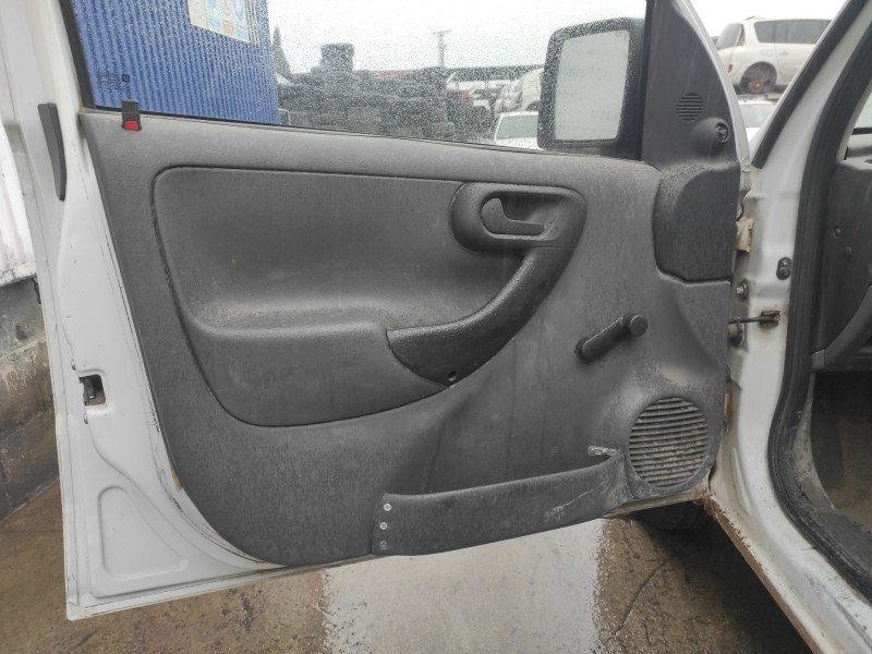 opel combo (corsa c) del año 2003