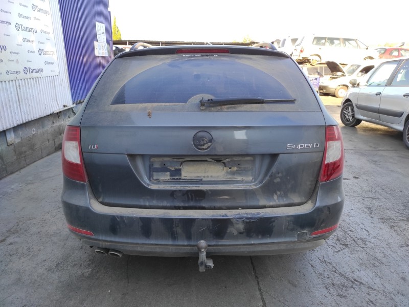 skoda suberb (3t4) del año 2011
