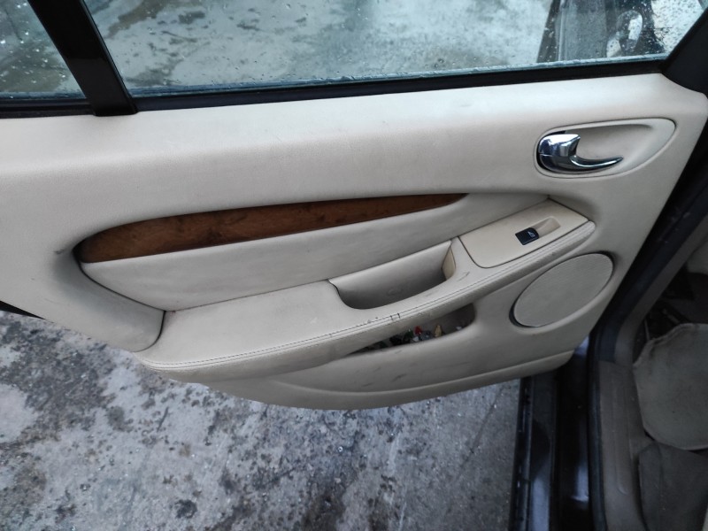 jaguar x-type del año 2004