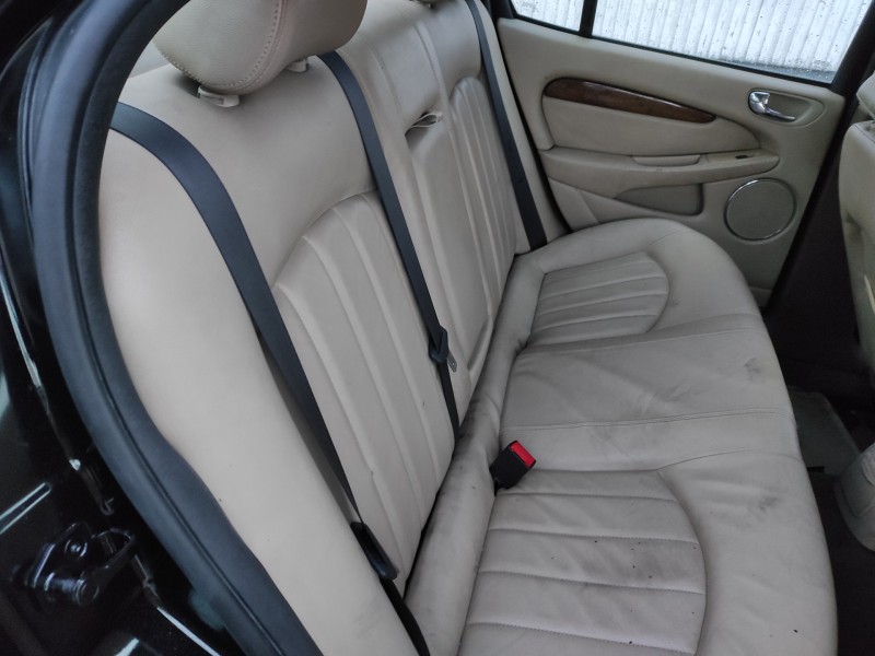 jaguar x-type del año 2004