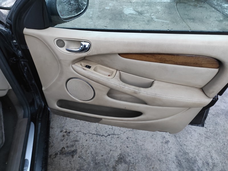 jaguar x-type del año 2004