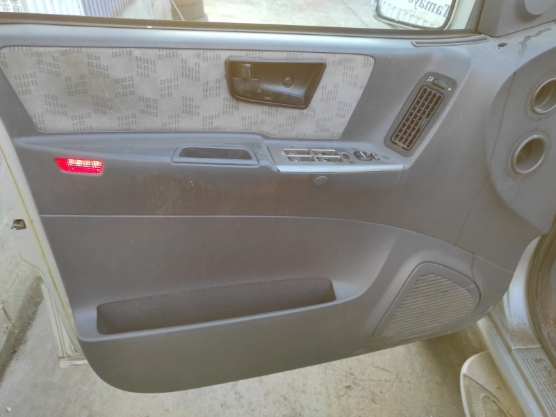 tata safari (42_fd) del año 2006