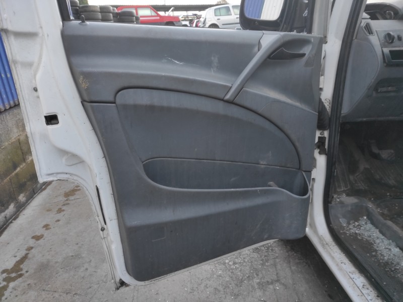 mercedes-benz vito (w639) basic, combi del año 2004