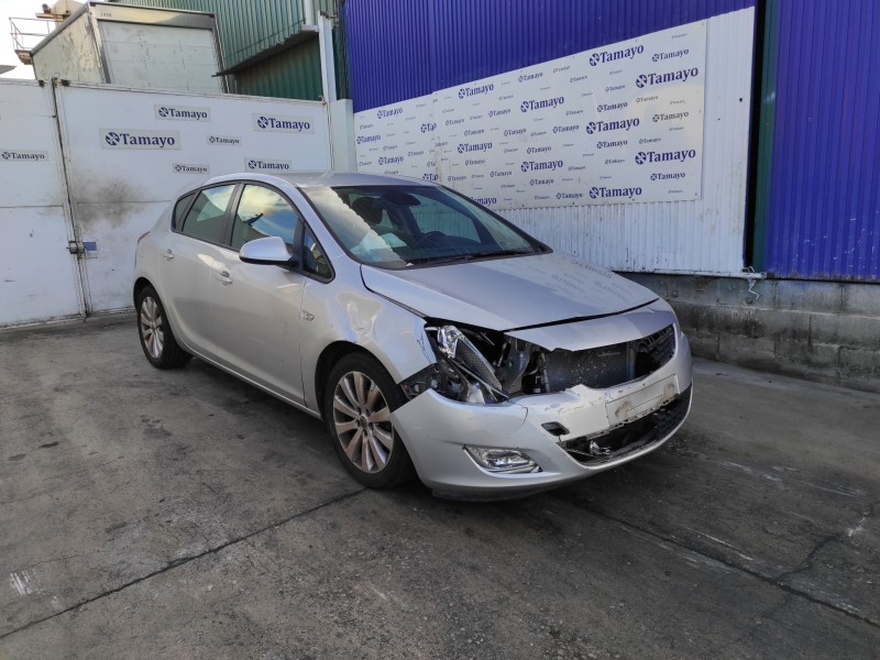 opel astra j lim. del año 2010