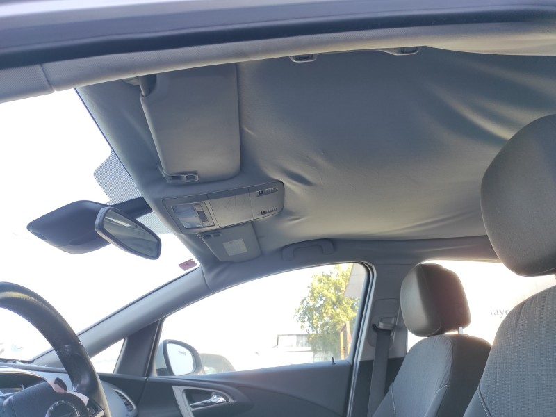 opel astra j lim. del año 2010