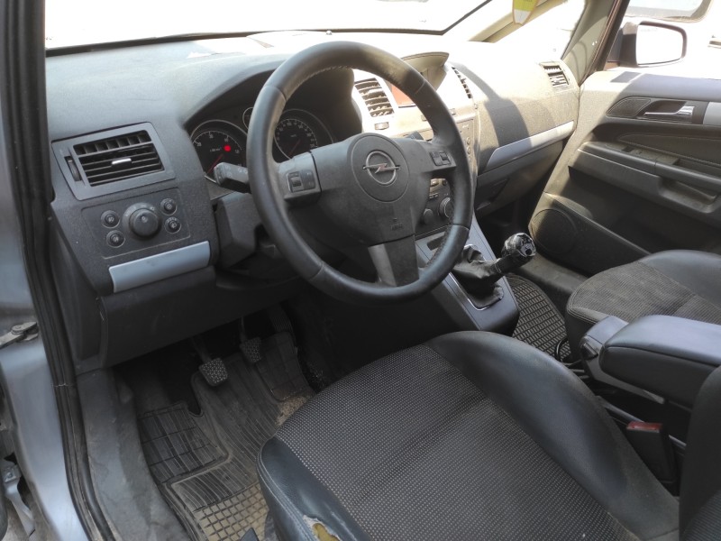 opel zafira b del año 2006
