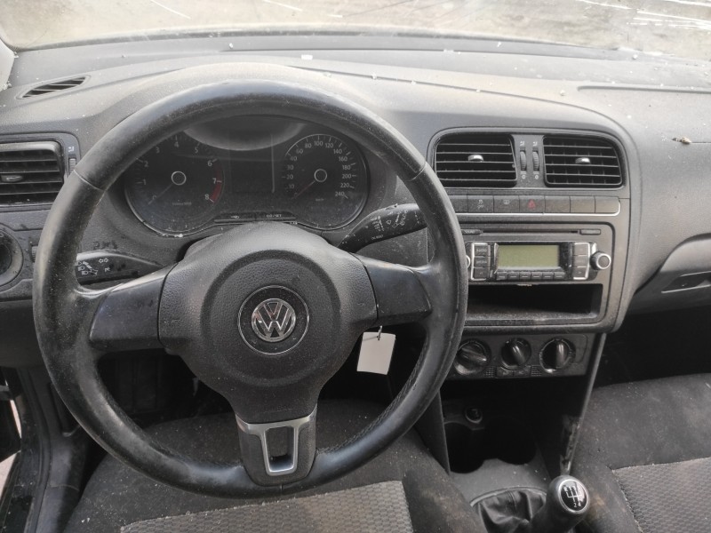 volkswagen polo (6r1) del año 2010