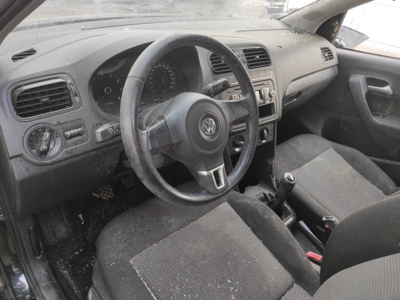 volkswagen polo (6r1) del año 2010