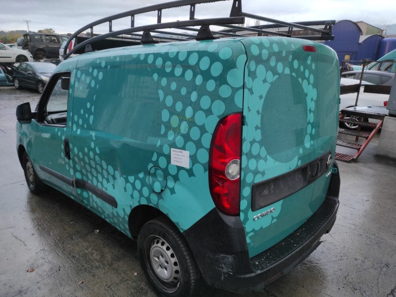 opel combo d del año 2014