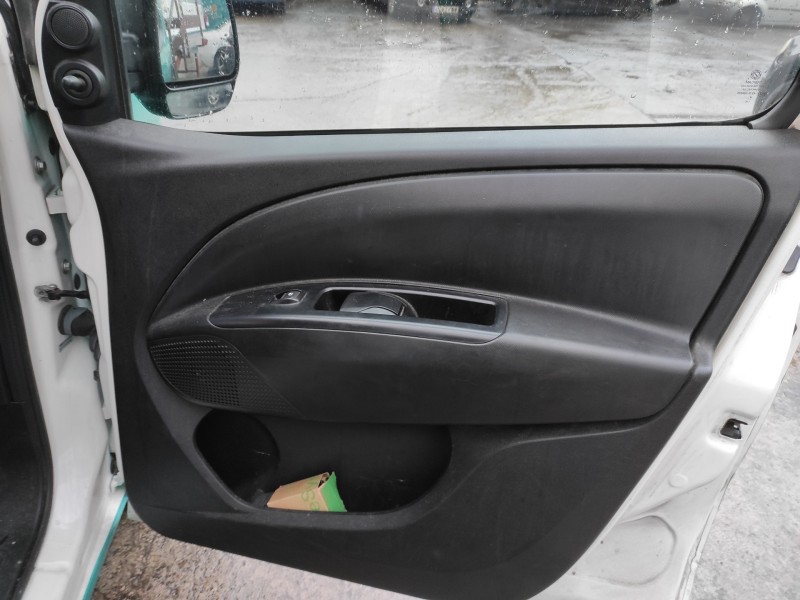 opel combo d del año 2014