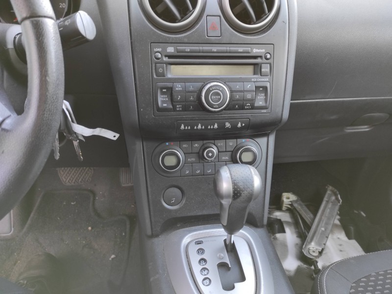 nissan qashqai (j10) del año 2008