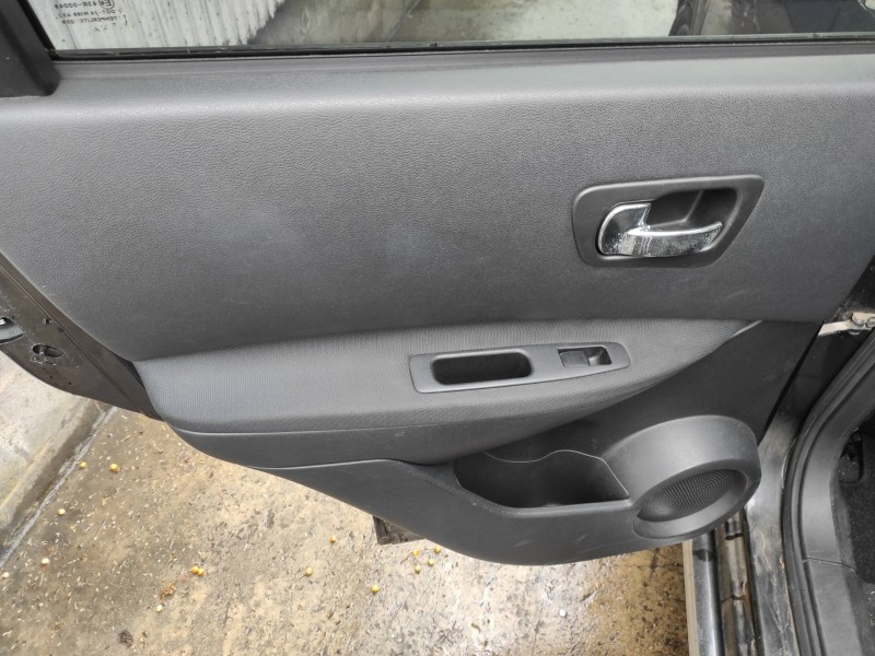 nissan qashqai (j10) del año 2008