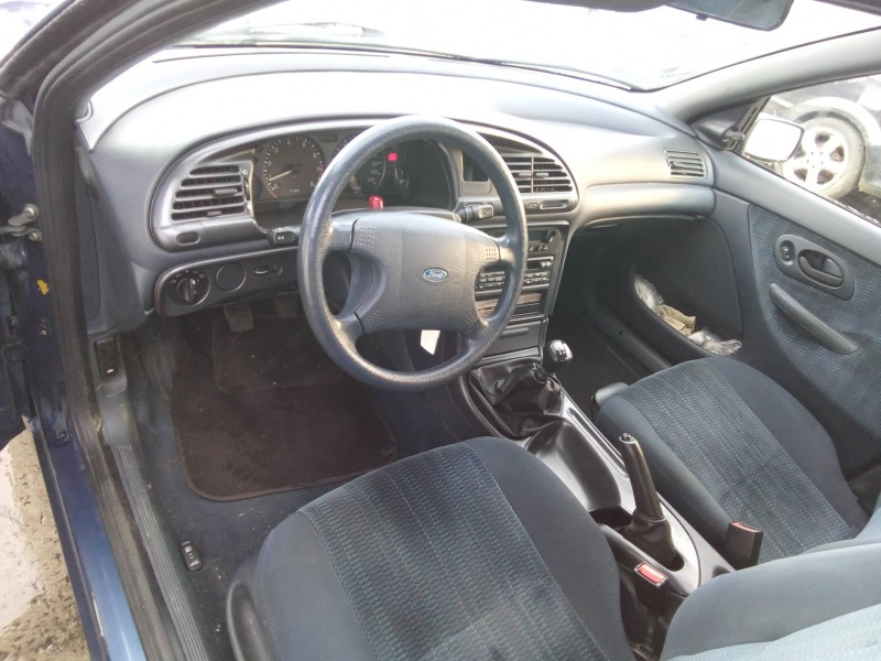 ford mondeo berlina/familiar (fd) del año 1994