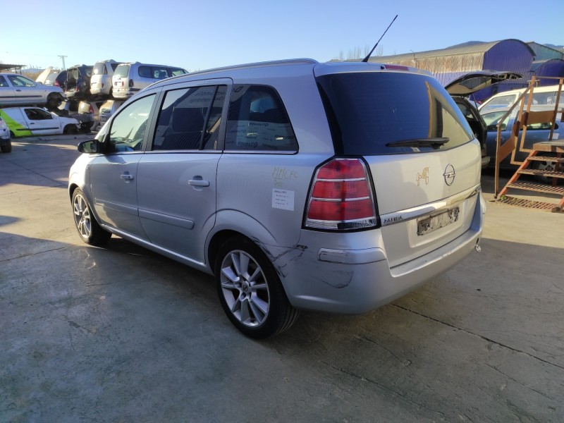 opel zafira b del año 2007