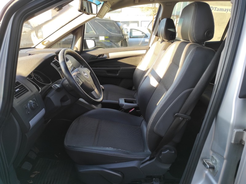 opel zafira b del año 2007