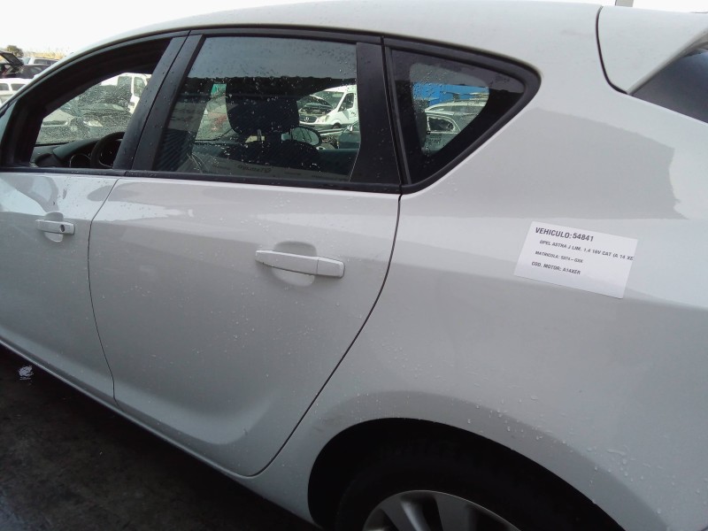 opel astra j lim. del año 2010