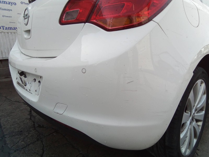 opel astra j lim. del año 2010