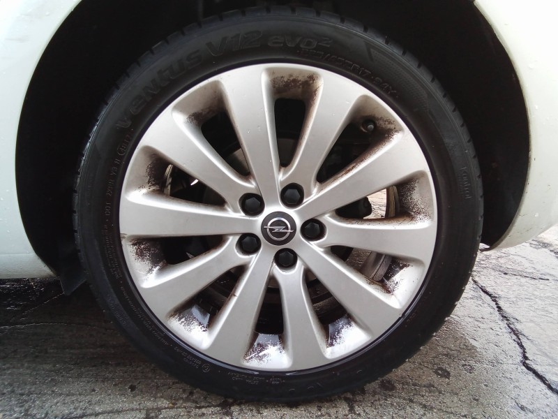 opel astra j lim. del año 2010